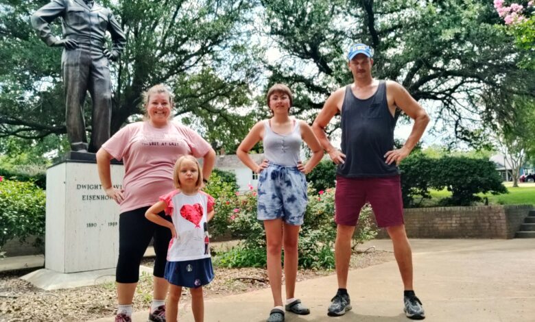 Image of the Sulzer family at the Eisenhower Library and Museum