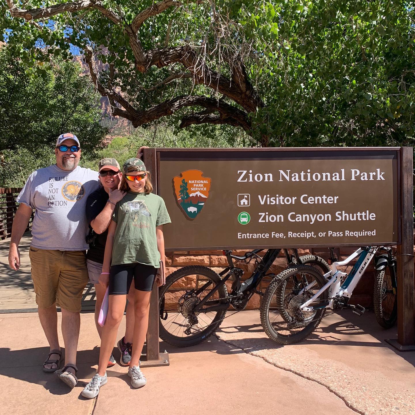 Picture of Dick, Melissa and Madison Karnes at Zion National Park