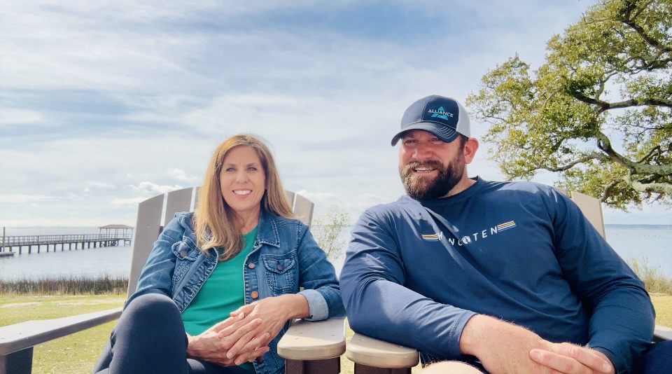 Photo of Kevin and Tabitha Maser.