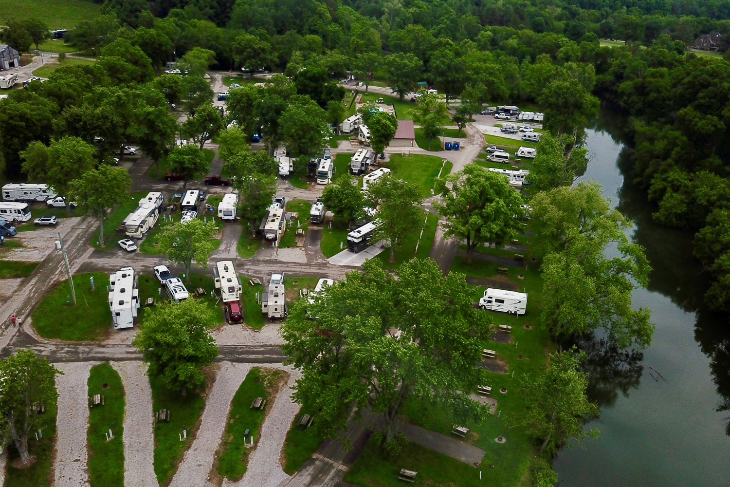 An aerial photo of Elkhorn Creek RV Park in Frankfort, Ky.